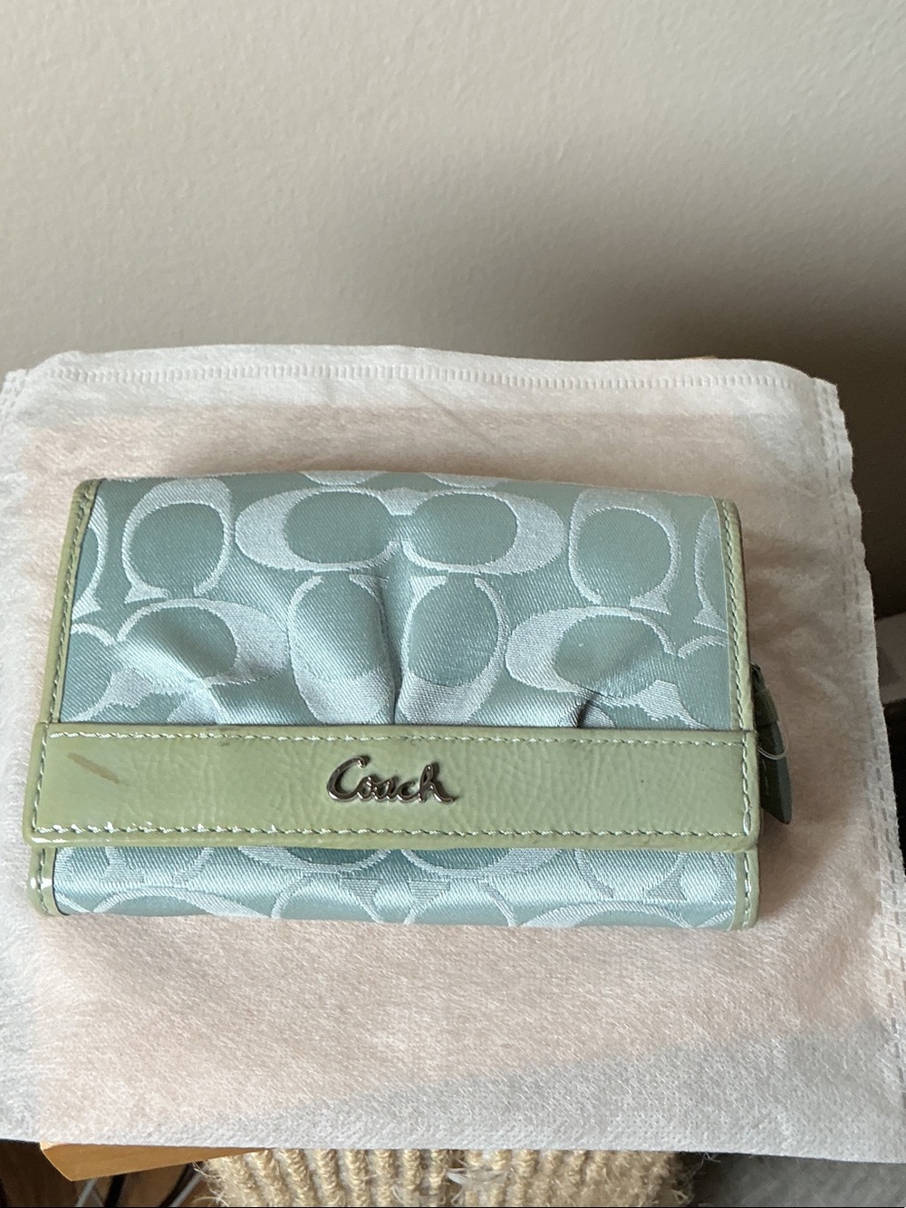 Coach Signature Jacquard Blue Green Trifold Wallet (NWOT)
